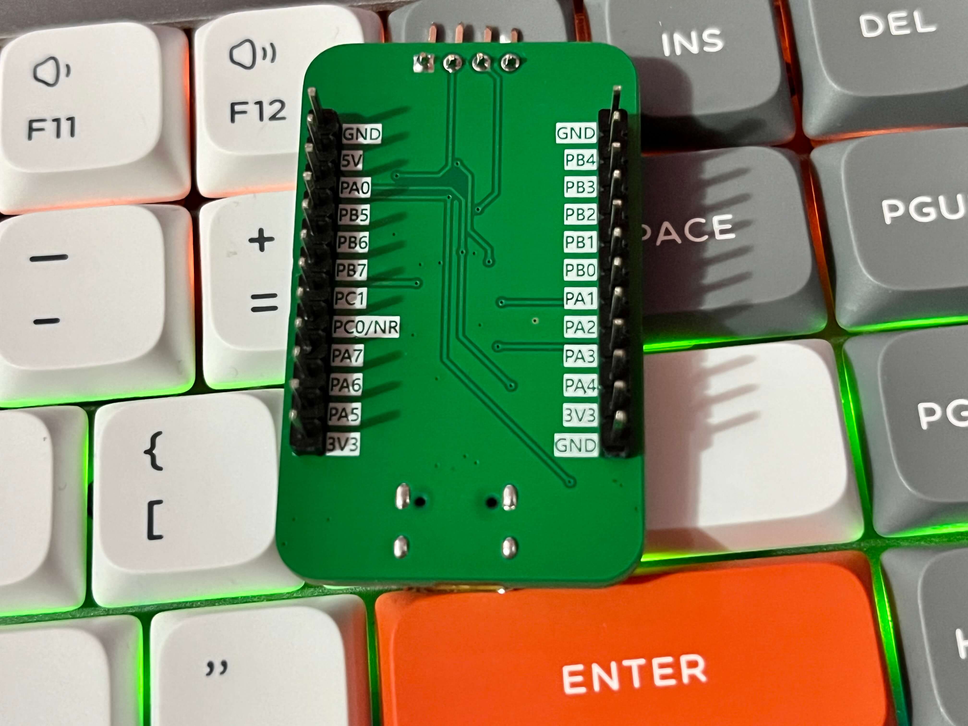 PY32F002BF15P Development Board,-EEWorld Reference Design Center