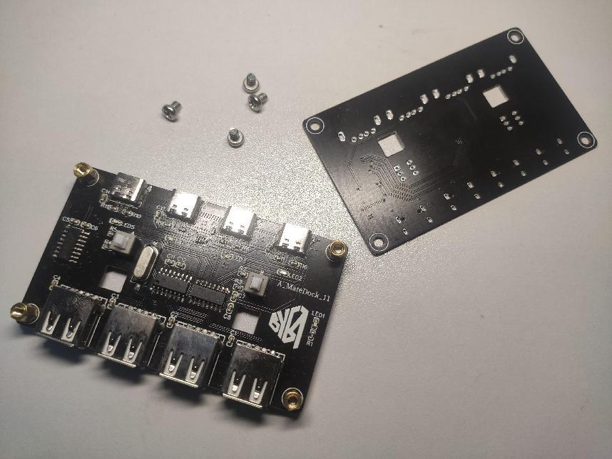 【复刻改进】USB HUB切换器 4进4出,———EEWorld参考设计中心